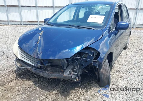 2008 Nissan Versa 1.8S из США, поврежденный, VIN 3N1BC11E18L391547